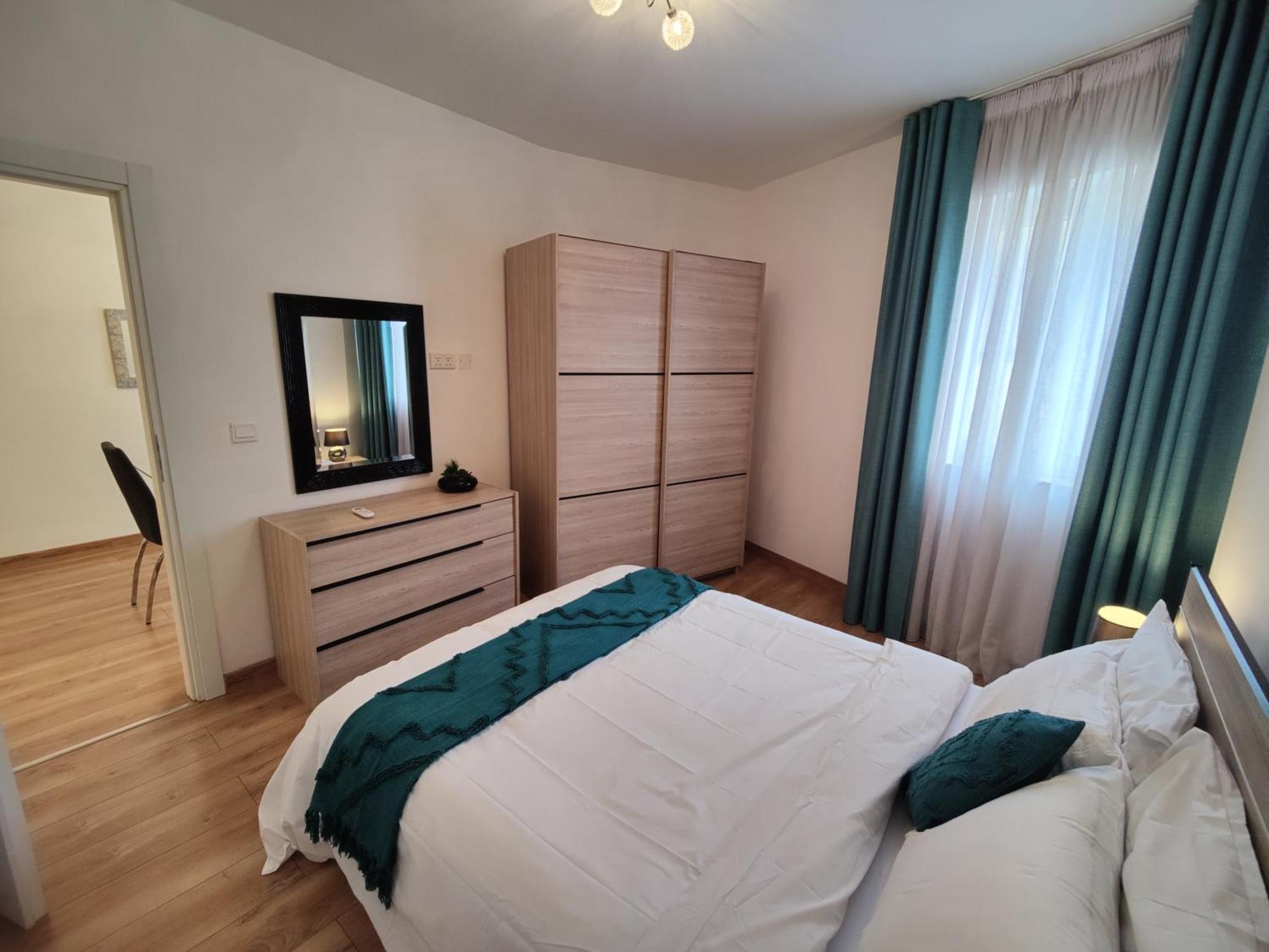 Central Modern Sliema 2 Bedroom Apartment 외부 사진